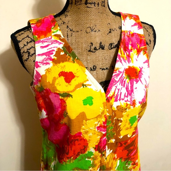 NWT! Talbots Bright Floral Sheath Dress Size 6P - Picture 5 of 11